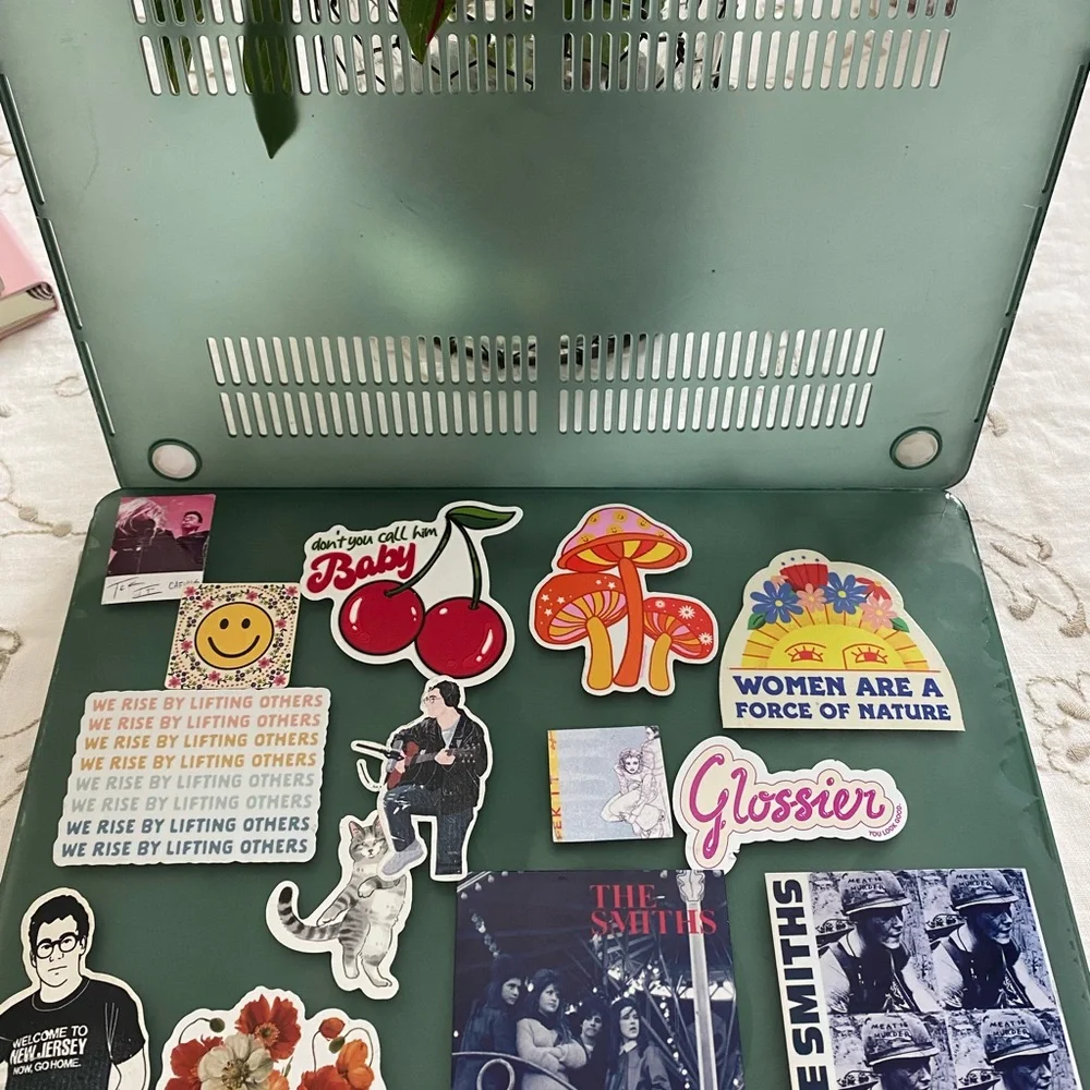 2018 MACBOOK PRO / VERY GOOD CONDITION